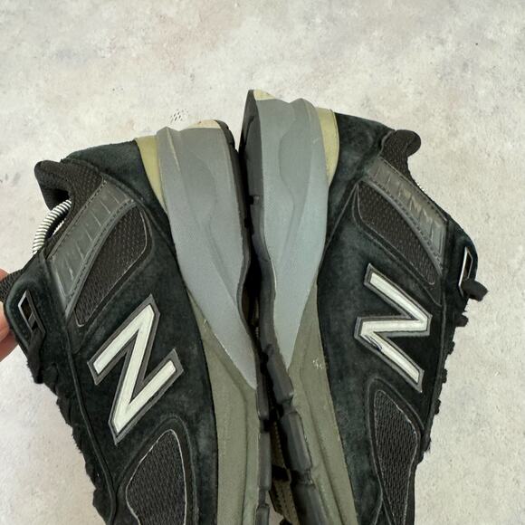 New Balance 990v5 Womens 8.5 B Black Silver Running Walking Shoes - Picture 7 of 15